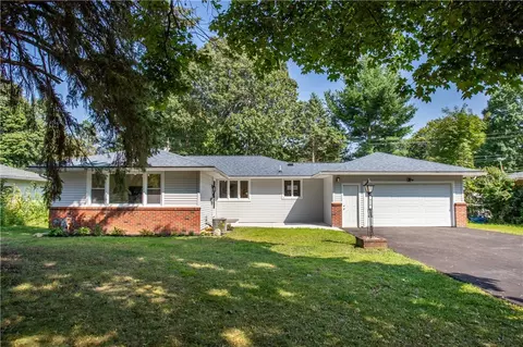428 Buckman Rd, Greece, NY 14615