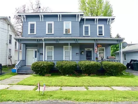 4 Elisha St, Waterloo, NY 13165