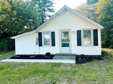 10 Collamer Rd, Parma, NY 14468
