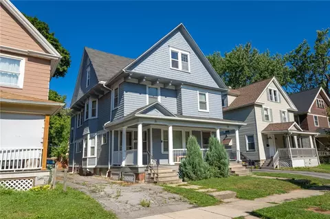 81 Quincy St, Rochester, NY 14609