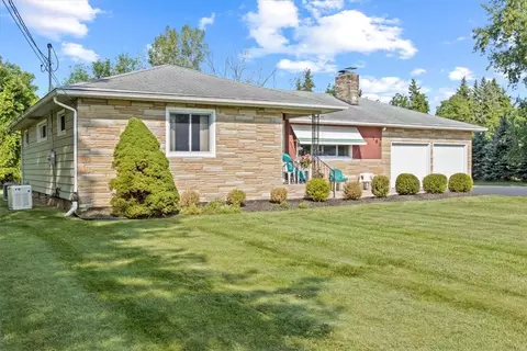 183 Lighthouse Rd, Parma, NY 14468