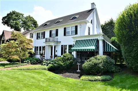65 Windemere Rd, Rochester, NY 14610