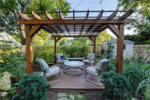 55 Brett Rd, Irondequoit, NY 14609 photo 5