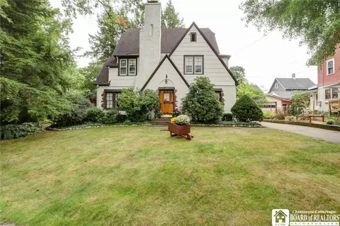 164 Buffalo St, Jamestown, NY 14701