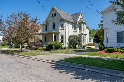 11 Pearl St, Hornell, NY 14843
