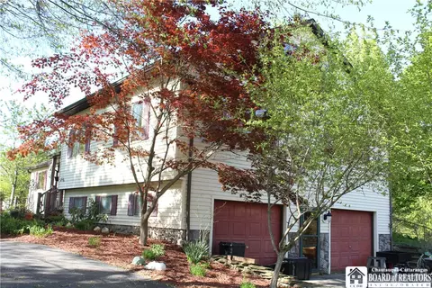 222 Seymour St, Pomfret, NY 14063