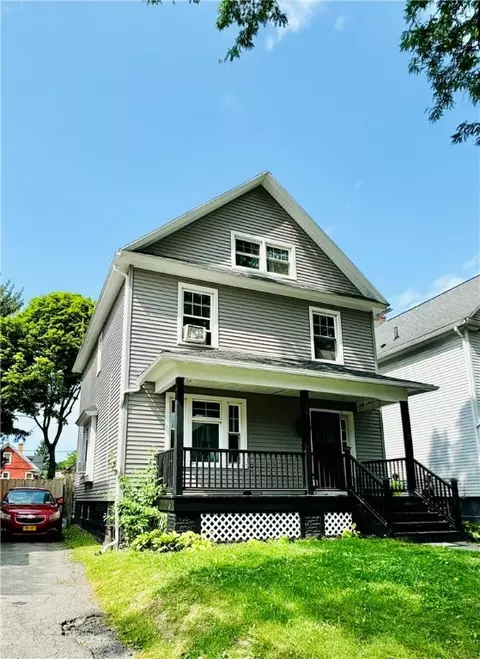 28 Rialto St, Rochester, NY 14621