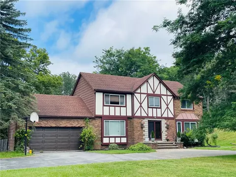 7 Dugway Rd, North Dansville, NY 14437