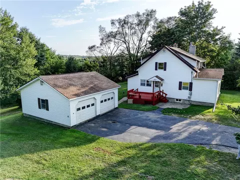 5016 Barrville Rd, Elba, NY 14058