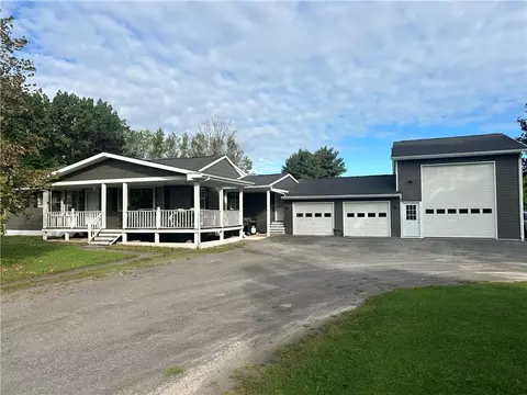 1982 Oak Orchard River Rd, Carlton, NY 14571