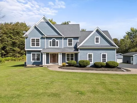 1287 Kenyon Rd, Ontario, NY 14519