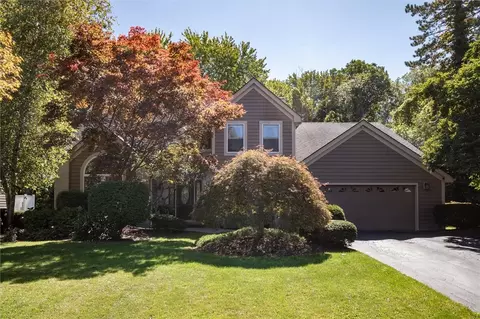 37 Pond Valley Cir, Penfield, NY 14526