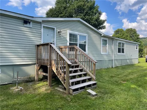146 Carlson Park Rd, Middletown, NY 12455