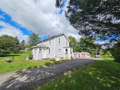 2110 State Route 88 N, Arcadia, NY 14513