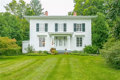 15 State St, Bloomfield, NY 14469