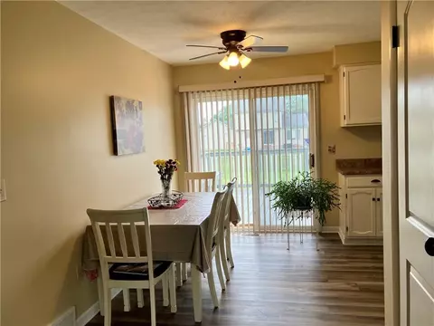 23 Markie Dr E, Gates, NY 14606 photo 5