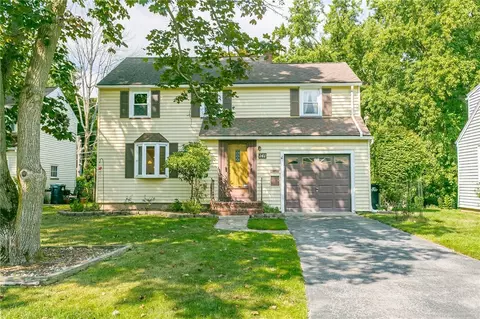 141 Tamarack Dr, Irondequoit, NY 14622