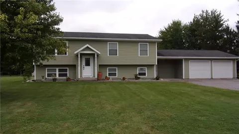 1337 Johnson Rd, Riga, NY 14428