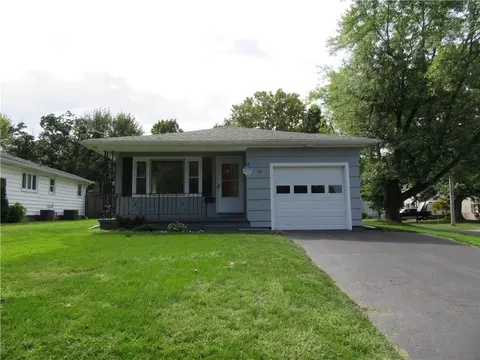 37 Deland Park B, Perinton, NY 14450