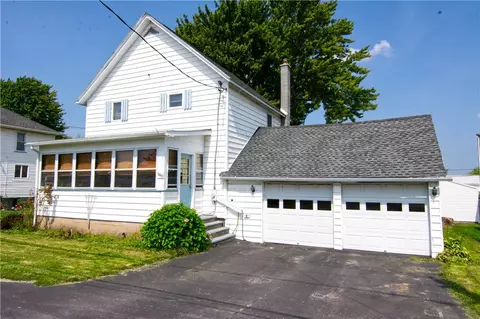 16663 State Route 31, Murray, NY 14470