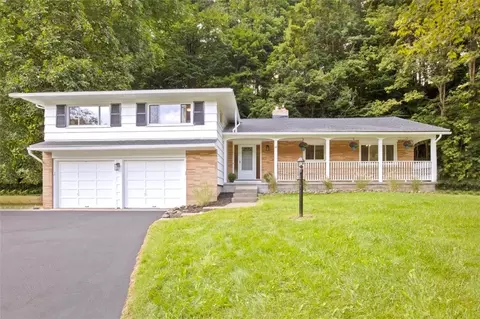 12 Shirewood Dr, Rochester, NY 14625