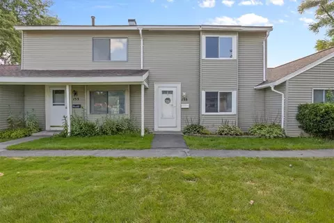 155 Windsorshire Dr, Ogden, NY 14624