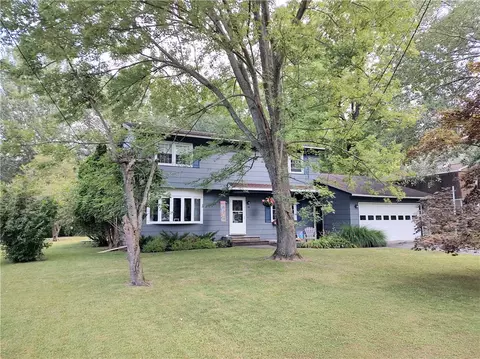 18 Leland Dr, Seneca Falls, NY 13148