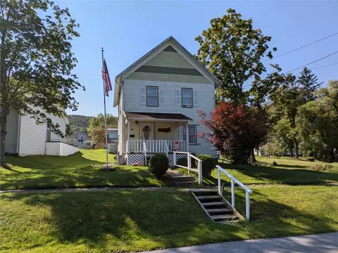 19 W Willow St, Smethport, PA 16749