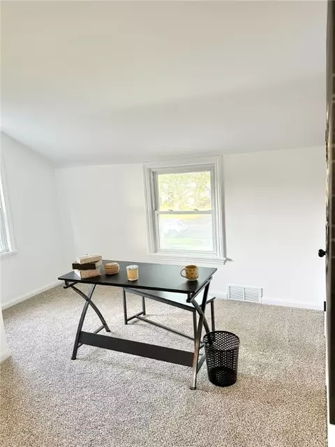 114 Tottenham Rd, Irondequoit, NY 14609 photo 17