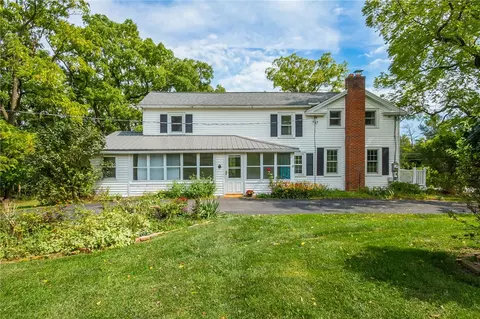 5142 County Road 16, Canandaigua, NY 14424