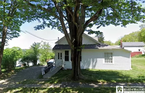 129 King St, Jamestown, NY 14701