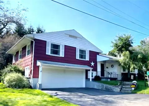 39 N Nookside Ln, Bradford Town, PA 16701