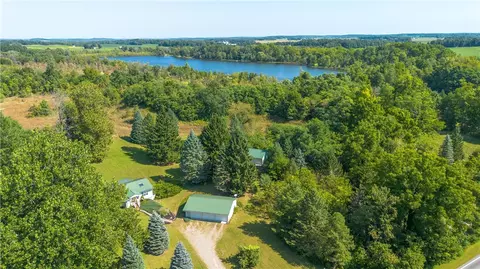 98 Bostwick Rd, Phelps, NY 14532