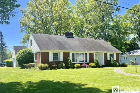 28 Valleyview Ave, Jamestown, NY 14701