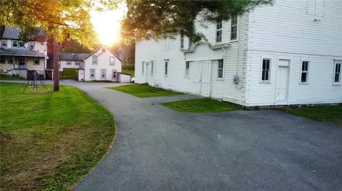 22 West St, Edmeston, NY 13335