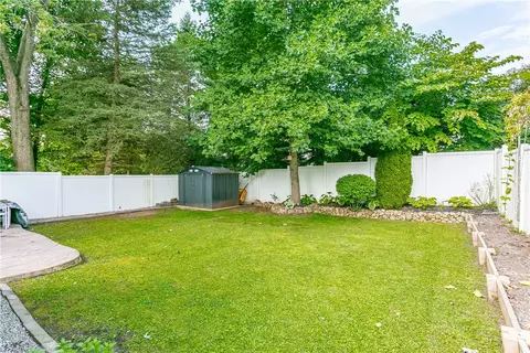 15 Jacaranda Ct, Penfield, NY 14526 photo 22