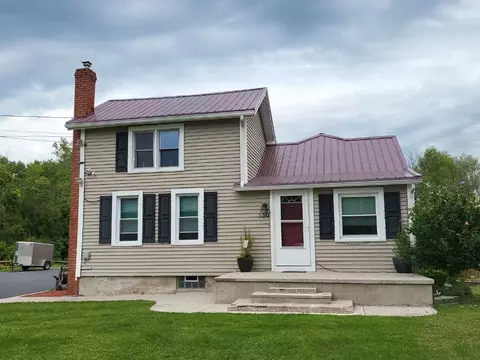 530 Trimmer Rd, Parma, NY 14559