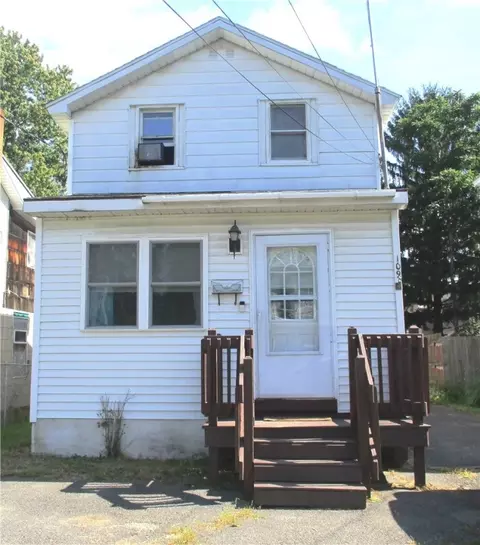109 W 3rd St S, Fulton, NY 13069