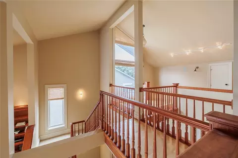 2 Bay Point Cir, Irondequoit, NY 14622 photo 27