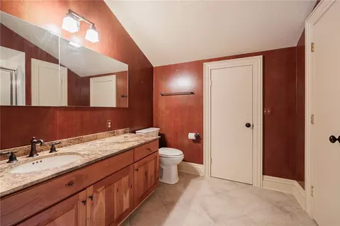 2 Bay Point Cir, Irondequoit, NY 14622 photo 31