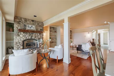2 Bay Point Cir, Irondequoit, NY 14622 photo 37