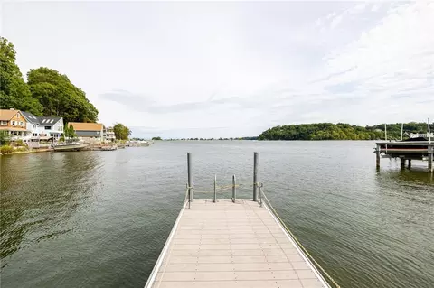 2 Bay Point Cir, Irondequoit, NY 14622 photo 44