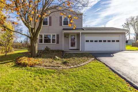 46 Hillary Dr, Chili, NY 14624
