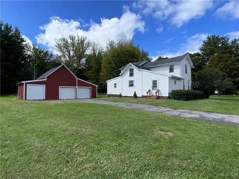 3053 Roosevelt Hwy, Hamlin, NY 14464