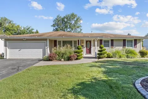 266 Judy Ann Dr, Greece, NY 14616