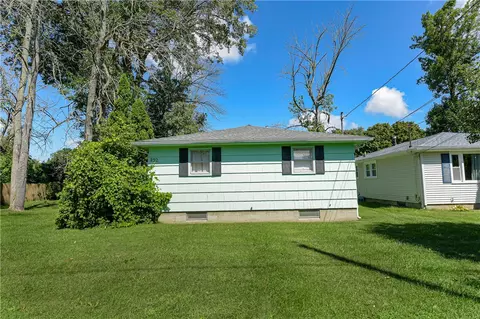 230 Wolcott Ave, Gates, NY 14606
