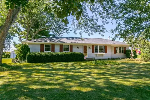 453 North Ave, Parma, NY 14468