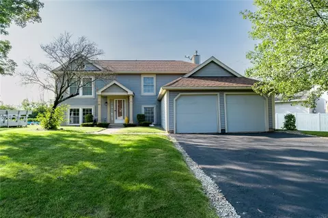 62 Galway Dr, Rochester, NY 14623