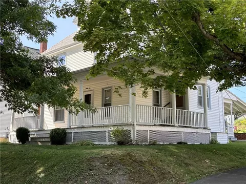 35 Spruce Ave, Kane, PA 16735