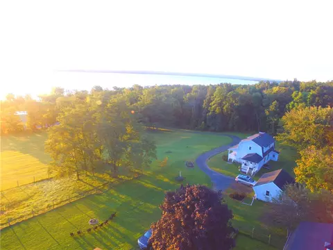 534 State Route 14 Hwy, Benton, NY 14527